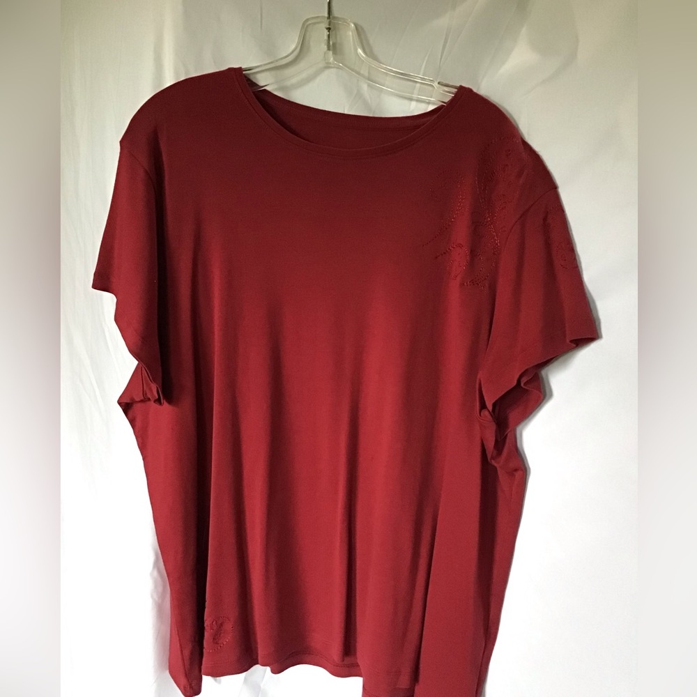 Plus Size Red Short Sleeve T